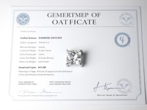 Certyfikat autentyczności pierścionka z brylantem z widocznymi parametrami kamienia