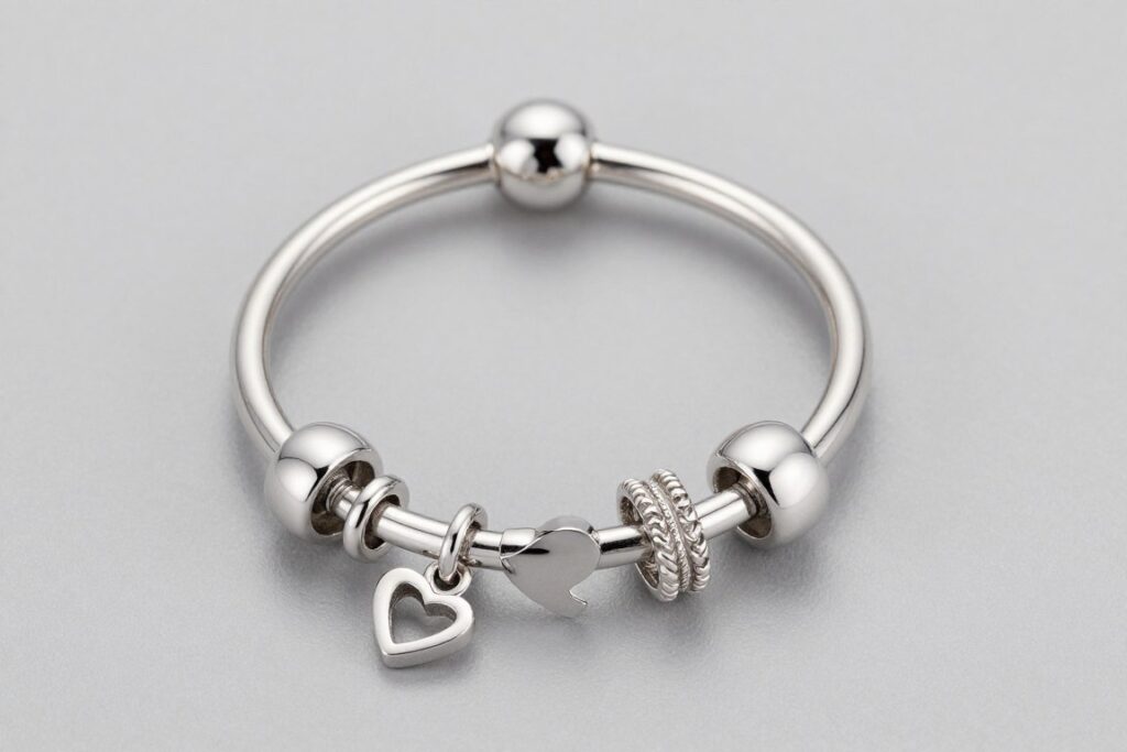 Minimalistyczna biżuteria Pandora na walentynki