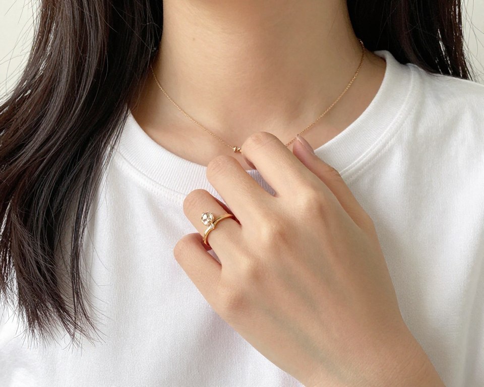 pierścionki dopasowane do stylizacji